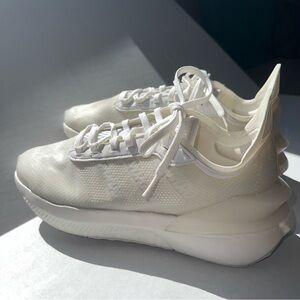 Adidas Avryn Sneakers Women's White Athletic Shoes Size 7